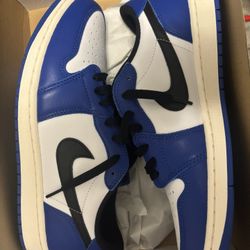 Jordan 1 & Nike Dunks 