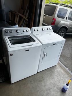Maytag washer dryer set
