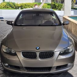 2 bmw m4 2016 and 09 convertibles hard top Private owner 2009 bmw 328i convertible  hard  top  88 500 miles  ,we buy in 2017 with 70,400 miles low mil