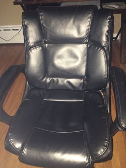 Desk chair