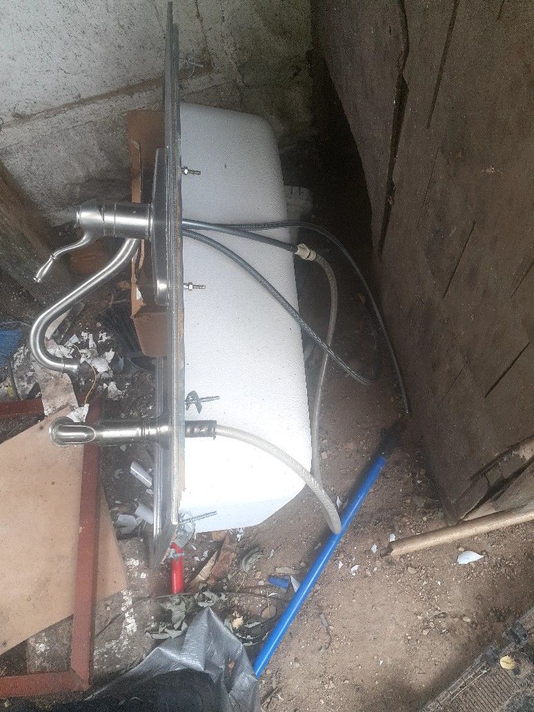Stainless steel Sink With Attached