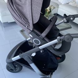 Stokke Stroller With Bassinet And Car Seat