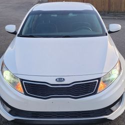 2011 KIA Optima Hybrid - Clean Title - New Engine - Verifed Hybrid Battery 