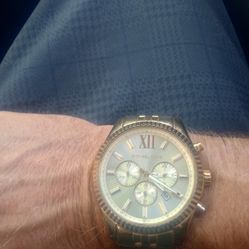 MK UNISEX WATCH $130