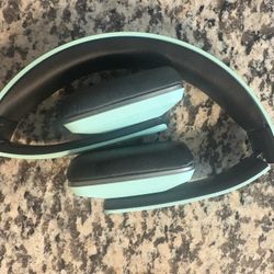 Alpha Wireless Headphones