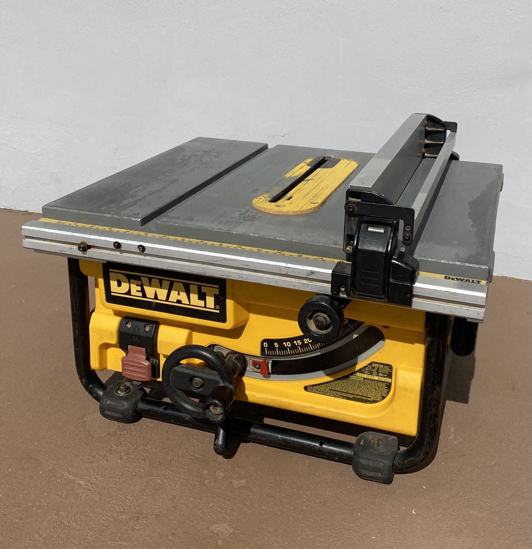 Dewalt 10” Table Saw