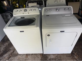 Maytag washer and dryer electric matching set heavyduty