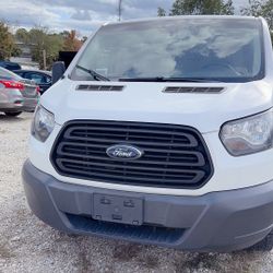 Ford Transit 250 Cargo Van 