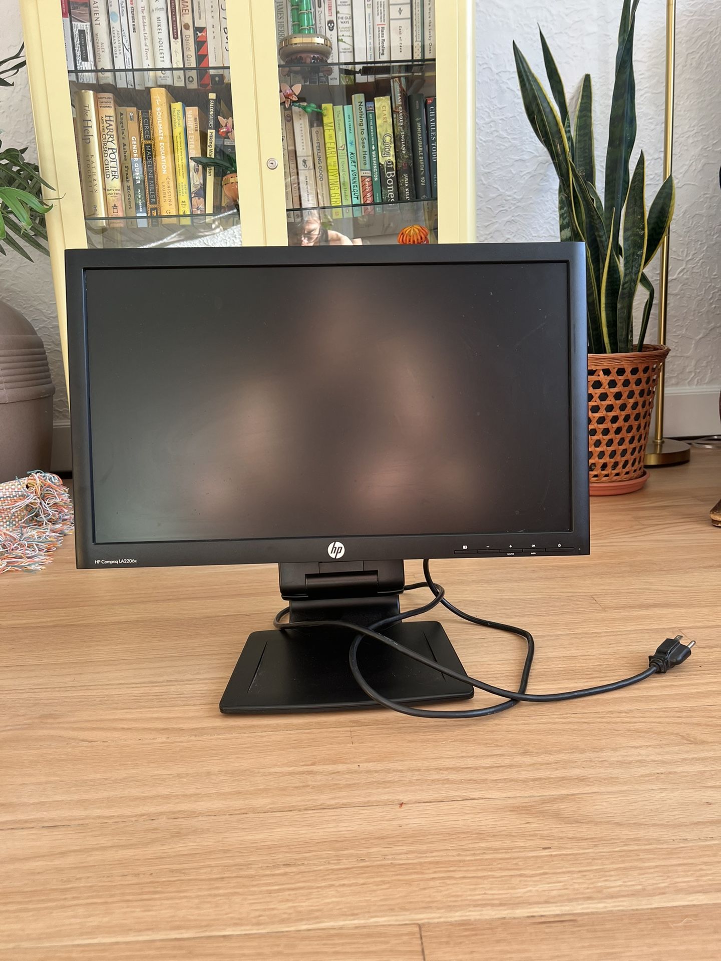HP 21.5” Monitor