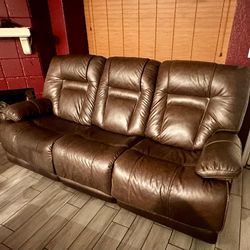 Luxury Italian Leather Power Reclining Couch – Ashley Furniture

Upgrade your living room with this high-end power reclining sofa from Ashley Furnitur