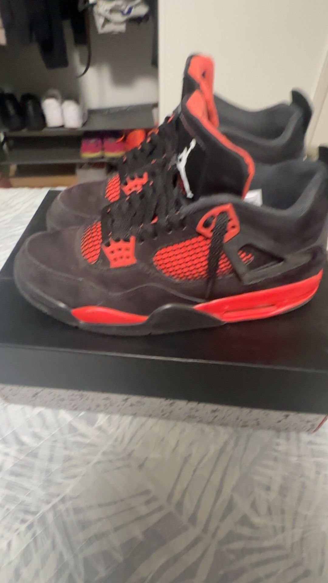 Jordan 4 Red Thunder