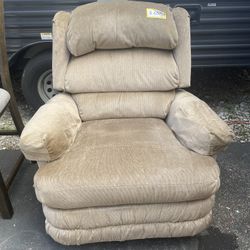 Recliner By Bassett