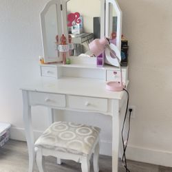 Elegant White Vanity Set with Tri-Fold Mirror & Matching Stool