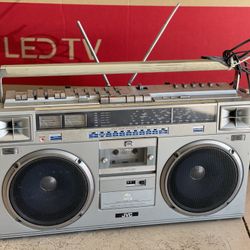JVC GHETTOBLASTER BOOMBOX