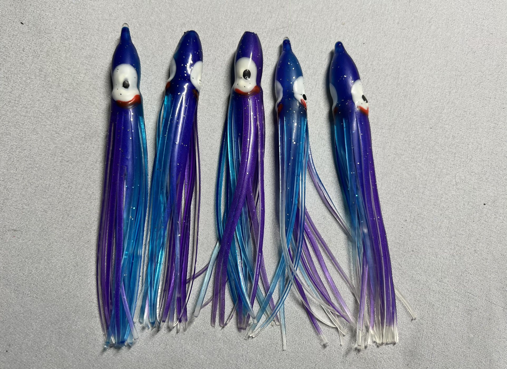 Squid With Skirt For Salmon Fishing 
