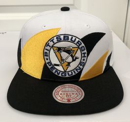 NEW Pittsburgh Penguins Sharktooth Snapback - Mitchell & Ness Vintage Hockey Hat