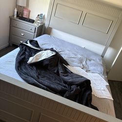 Bedroom Set For Sale!! Great price!!