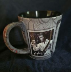 Elvis Presley Vintage Portrait Mug – Rock ’n’ Roll Collector Cup