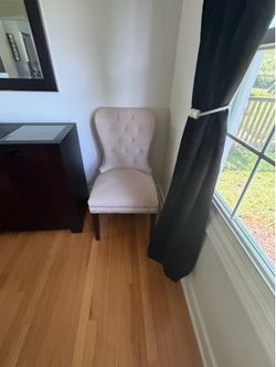 Z gallery dining room table and8 chairs