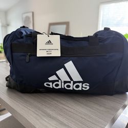 adidas Defender IV Medium Duffel Bag - New
