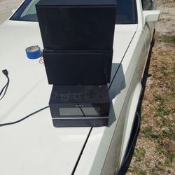 Sony Compact Disc an MP3 player iPhone