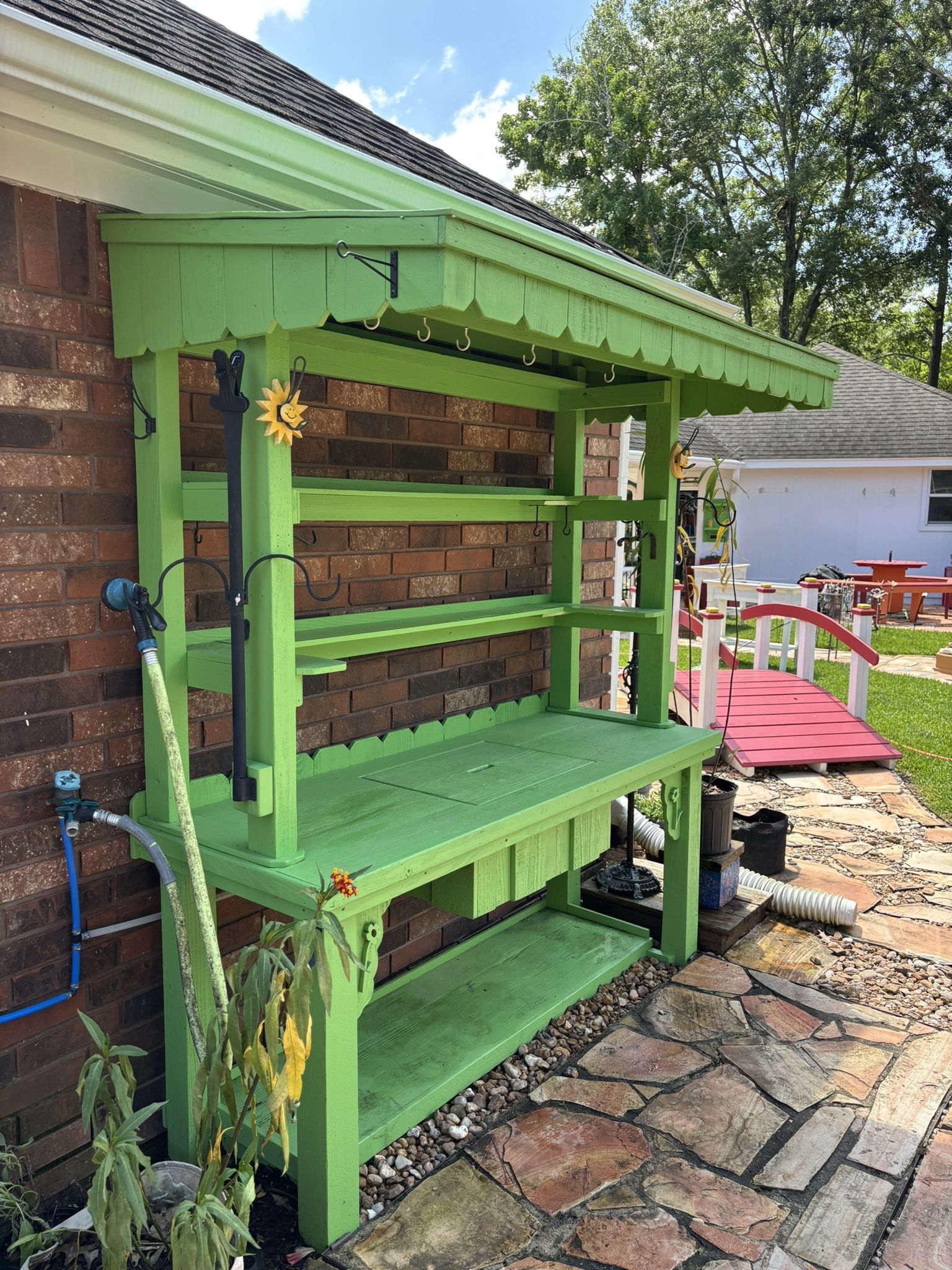 Large Covered Potting shed. Top Is Detachable.