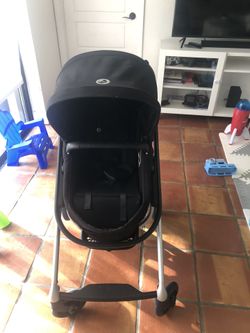 Maxi Cosi Lila Travel System Stroller