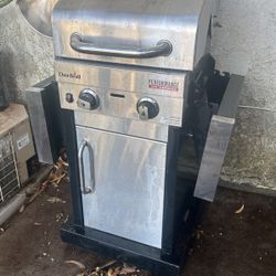 Charbroil Grill 