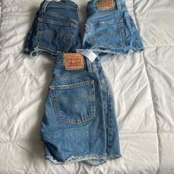 Levi’s Shorts 