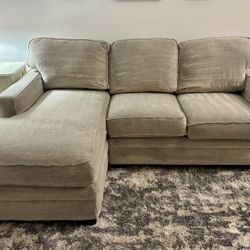Lazy Boy Couch w/Right-Sided Chaise