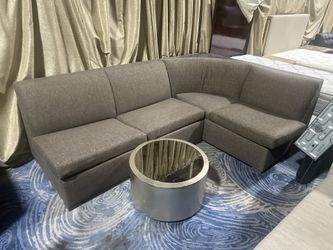 Sectional sofa Sleeper