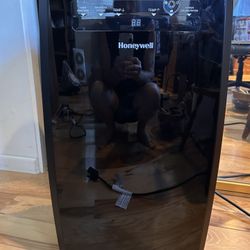 Honeywell Portable Air Conditioner 