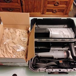 Porter Cable Plate Joiner & 1000 Biscuits 
