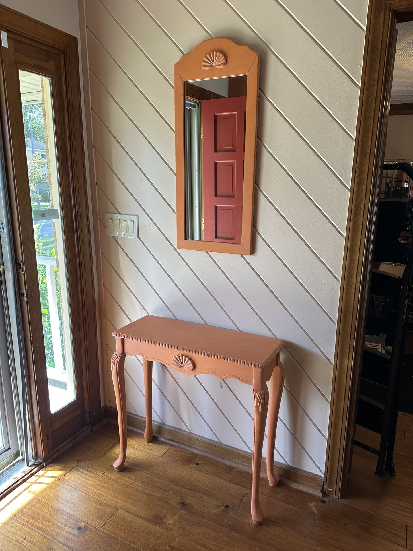Entry Table With Mirror 