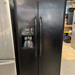Frigidaire Refrigerator No Ice Maker 
