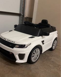 White Range Rover Electric Ride-On Car – Lights & Sounds