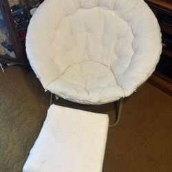 Papasan Hang-A-Round Chair
