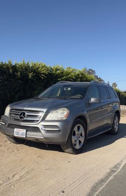Mercedes benz GL(contact info removed)