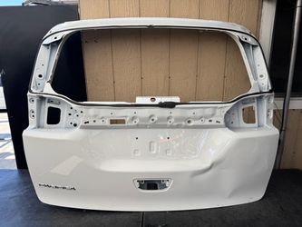2017 2018 2019 2020 2021 2022 2023 2024 2025 CHRYSLER PACIFICA LIFTGATE OEM USED