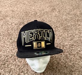 Gorra De México Negra Con el escudo Nacional Oficial.  Orgullo Mexicano.