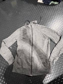 Women’s Lululemon Scuba