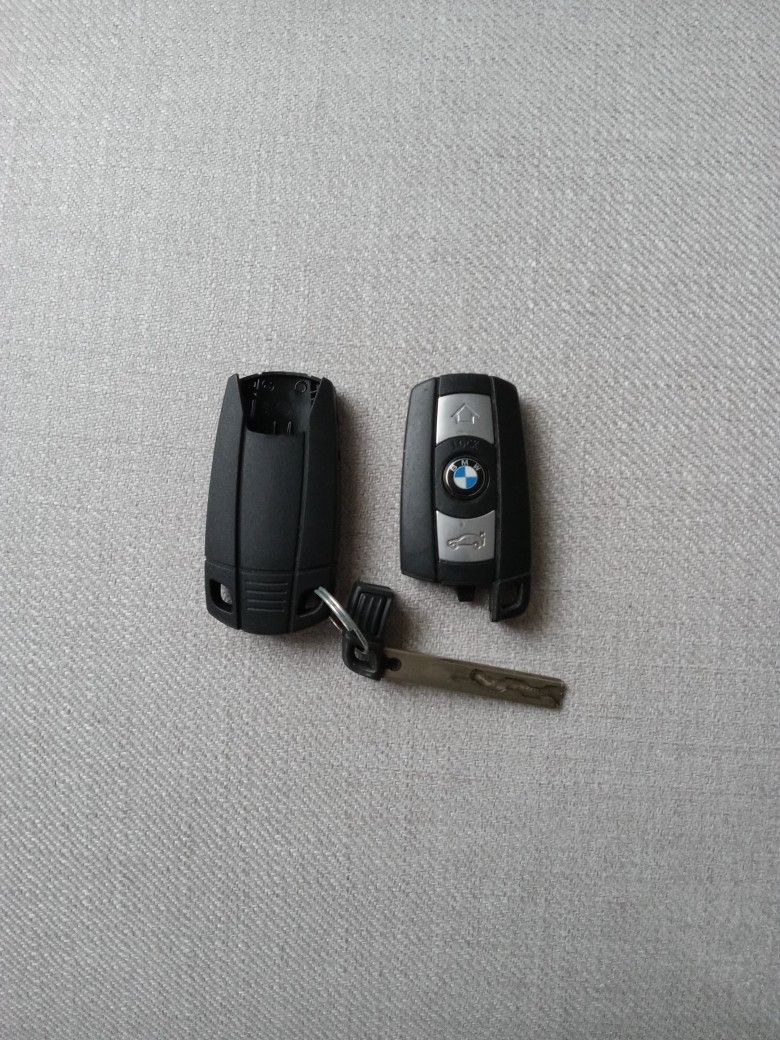 Bmw E90 Key Fob With Valet Key Fob In Glovebox