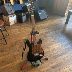 Magneto electric guitar