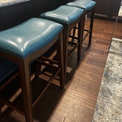 3 Barstools 