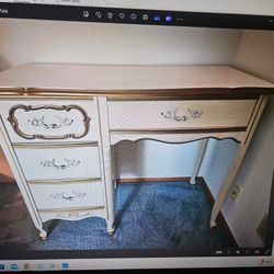 French Provincial Desk