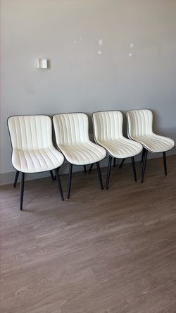 Set of 4 Modern Dining Chairs