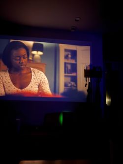 Sound bar /w woofer projector