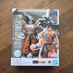 Sh Figuarts Son goku from super hero movie