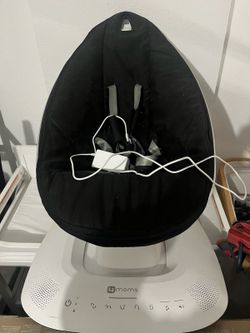4 Moms Baby swing