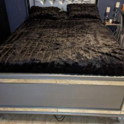 Black Fur comforter Queen Size with 2 pillow covers